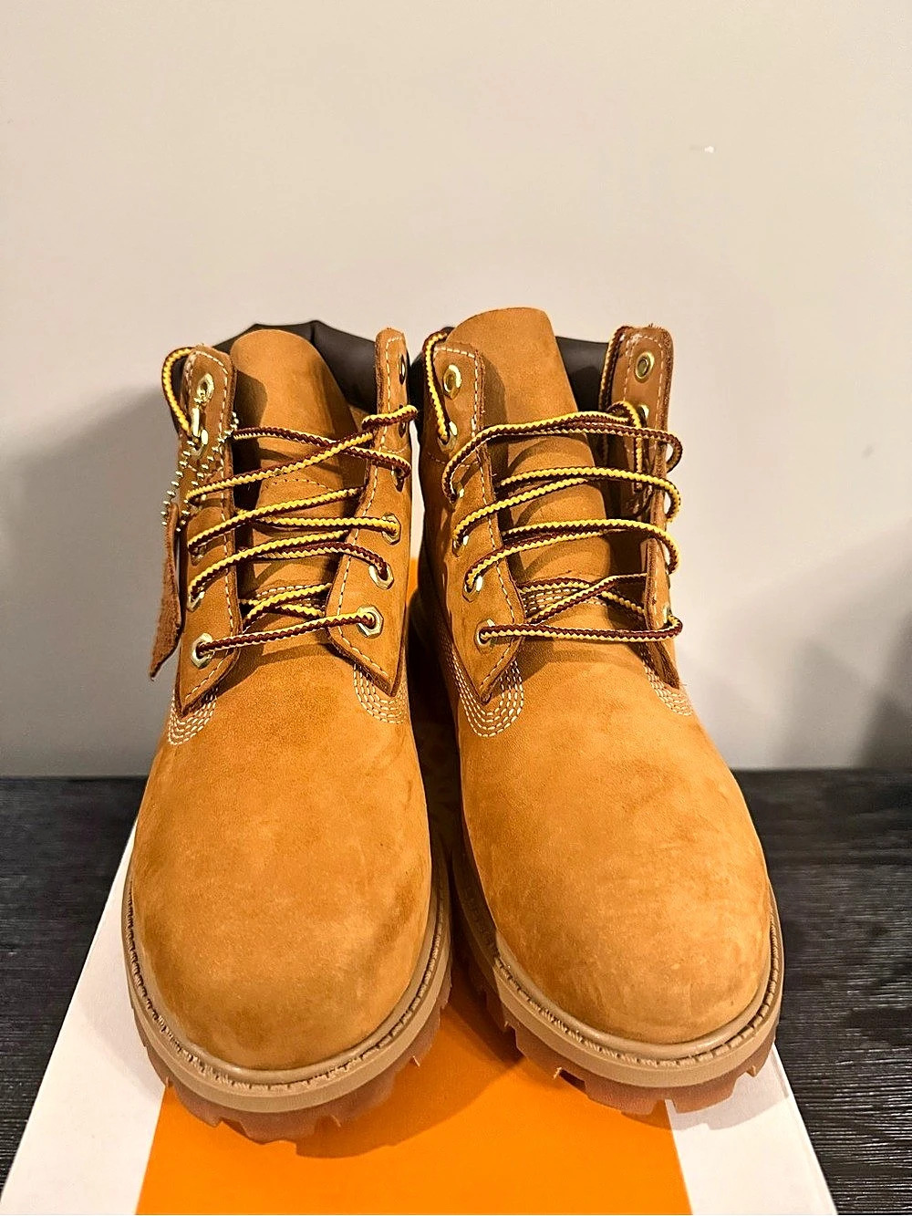 Timberland Premium 6-Inch Waterproof Boot Brown Lace-Up Boots